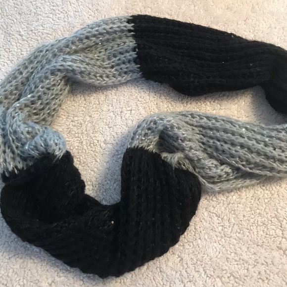 EUC Infinity Scarf - Picture 3 of 8